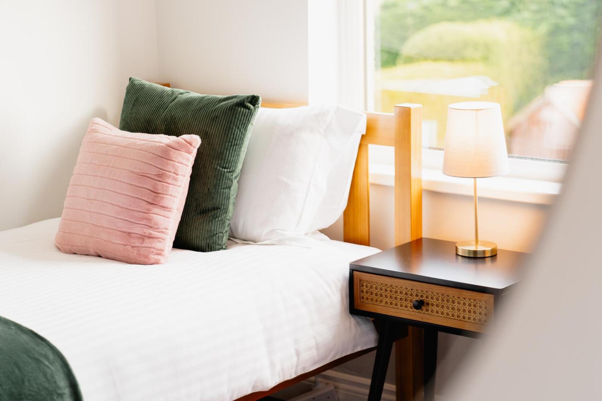 Bowling Terrace By Above Rubies - Stylish, 3 Bedroom, Pet Friendly House In Skipton Extérieur photo